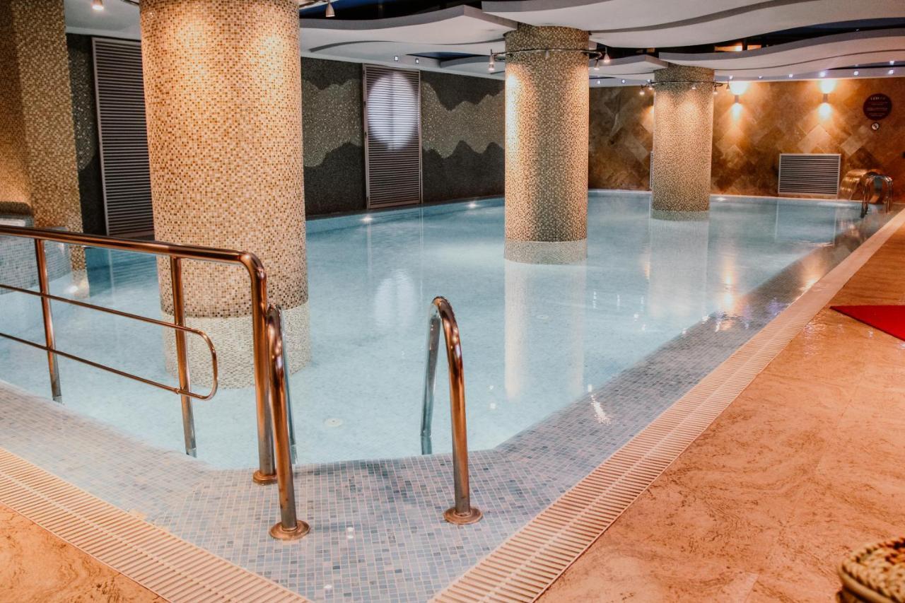 Iron Hotel Hokmeli Dış mekan fotoğraf