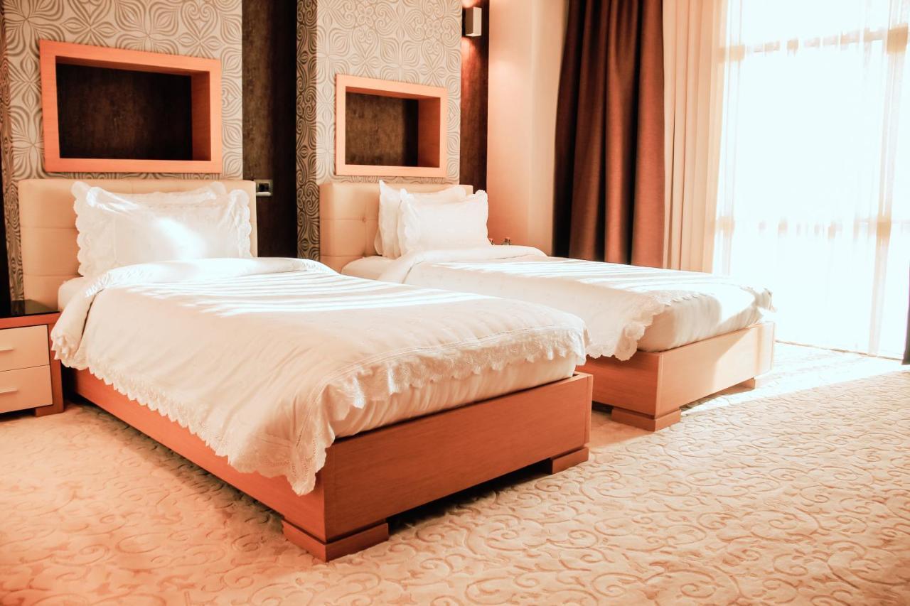 Iron Hotel Hokmeli Dış mekan fotoğraf